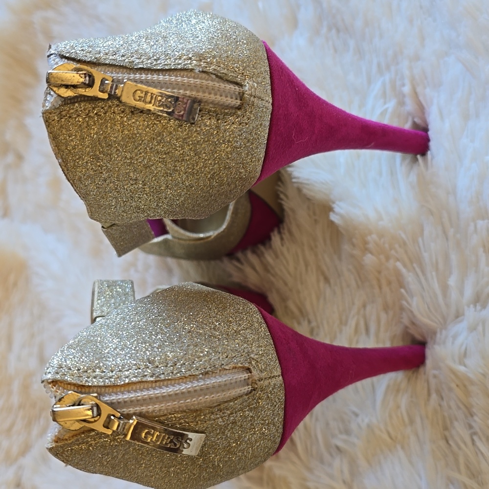 Guess Metalic Gold Sparkly Heels - Picture 4 of 7